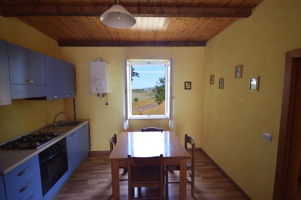 Agriturismo Al Rifugio Divino Belvedere Ostrense Екстериор снимка