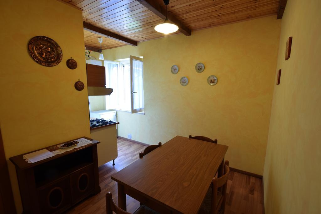 Agriturismo Al Rifugio Divino Belvedere Ostrense Екстериор снимка